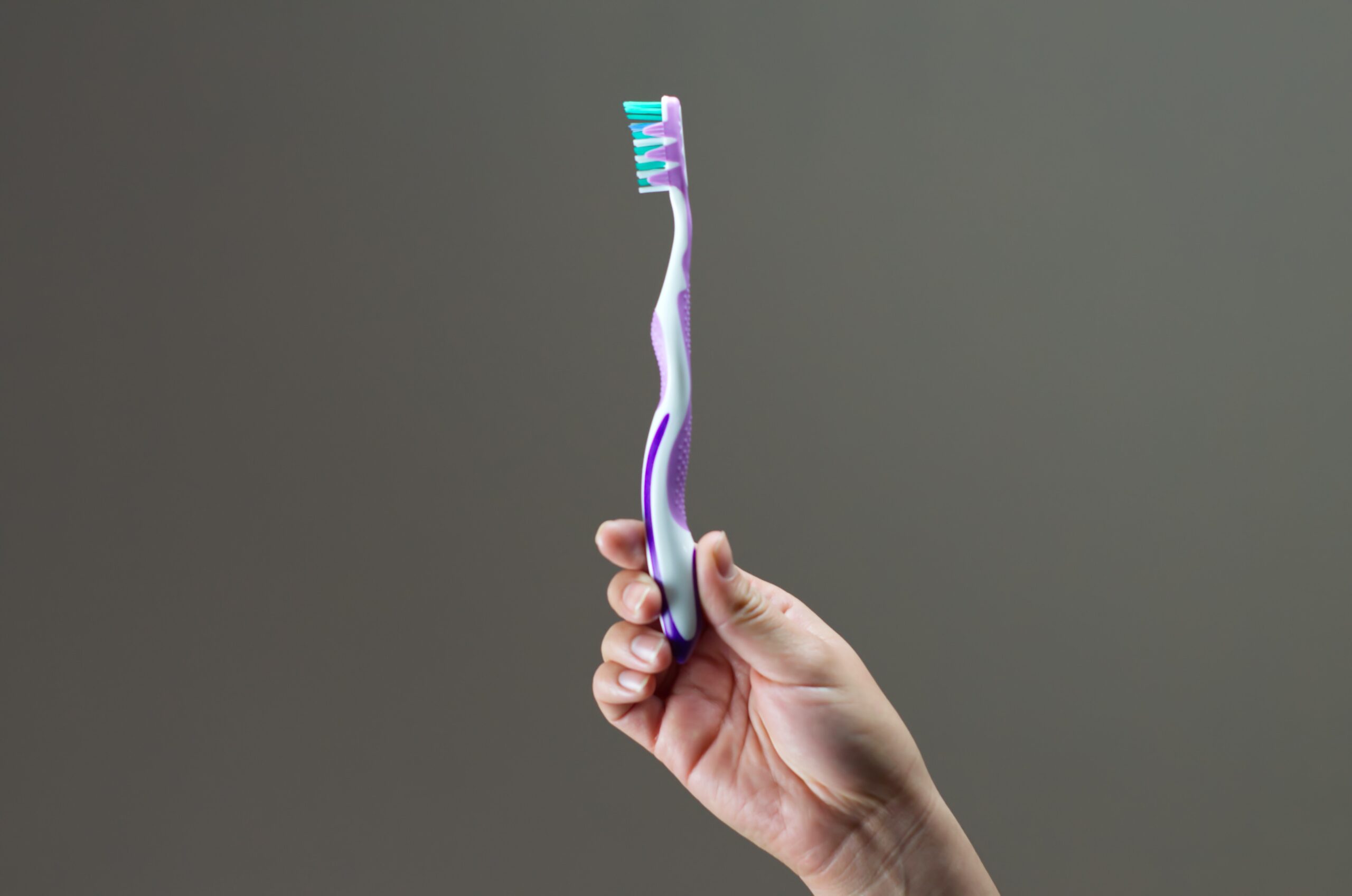 How To Choose The Best Manual Toothbrush?